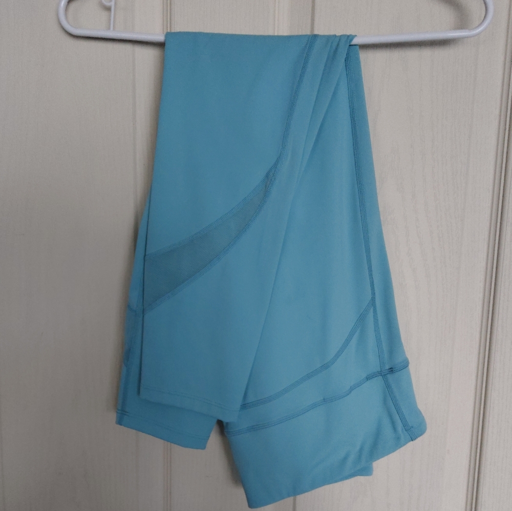 Aqua leggings